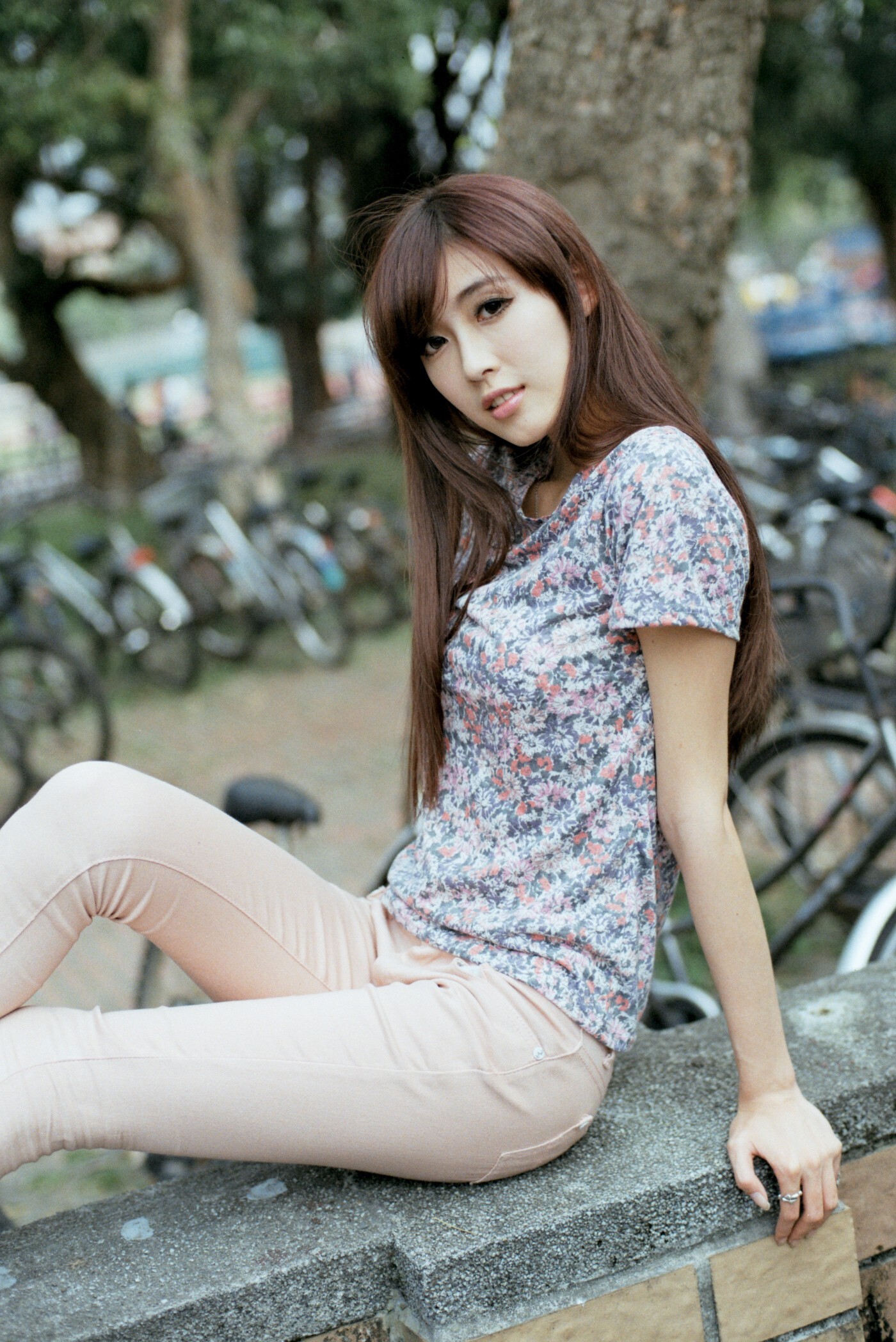 台湾清纯美女 Kila 晶晶 台大校园 底片机篇